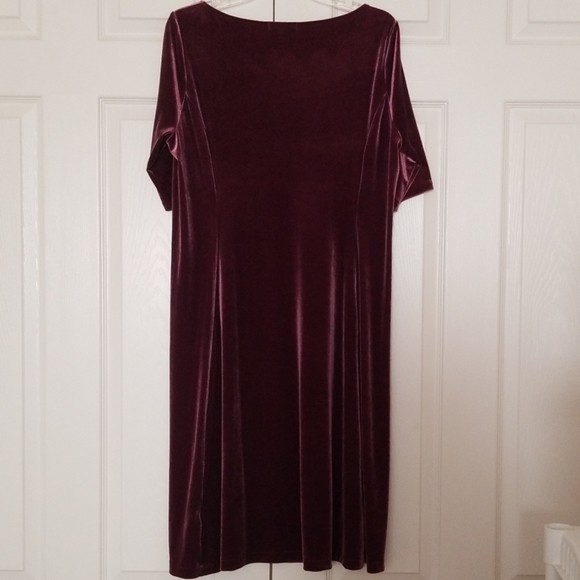 Dress - Picture 2 of 2